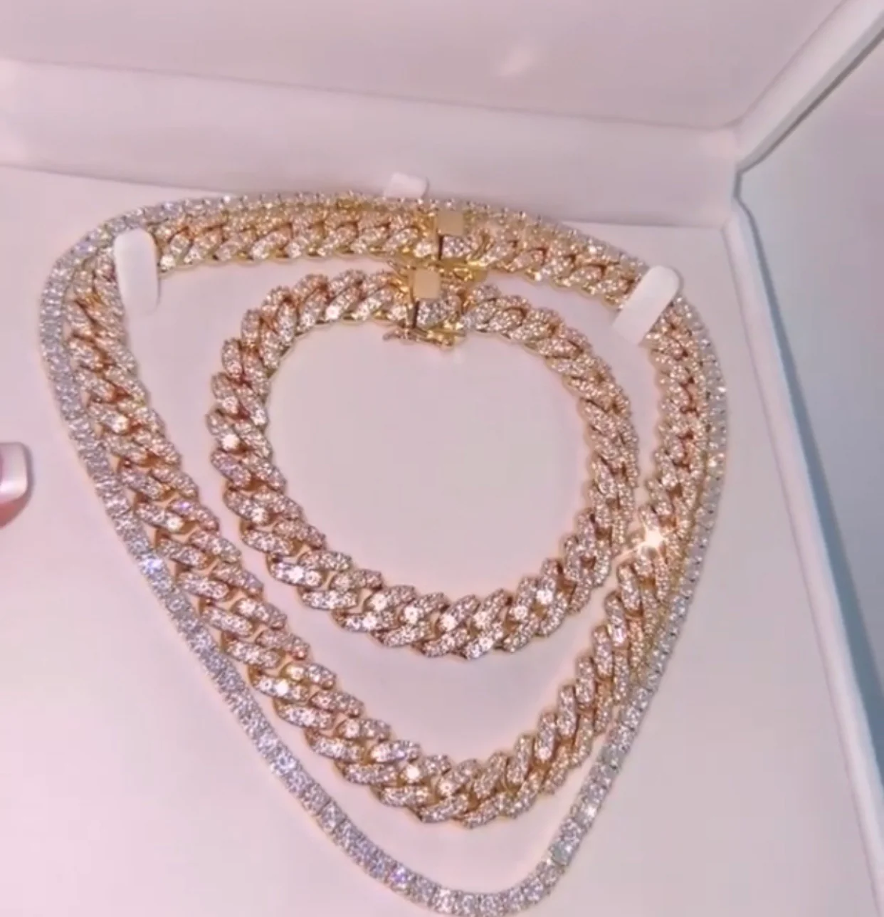 Gold Cuban Anklet - Image 3